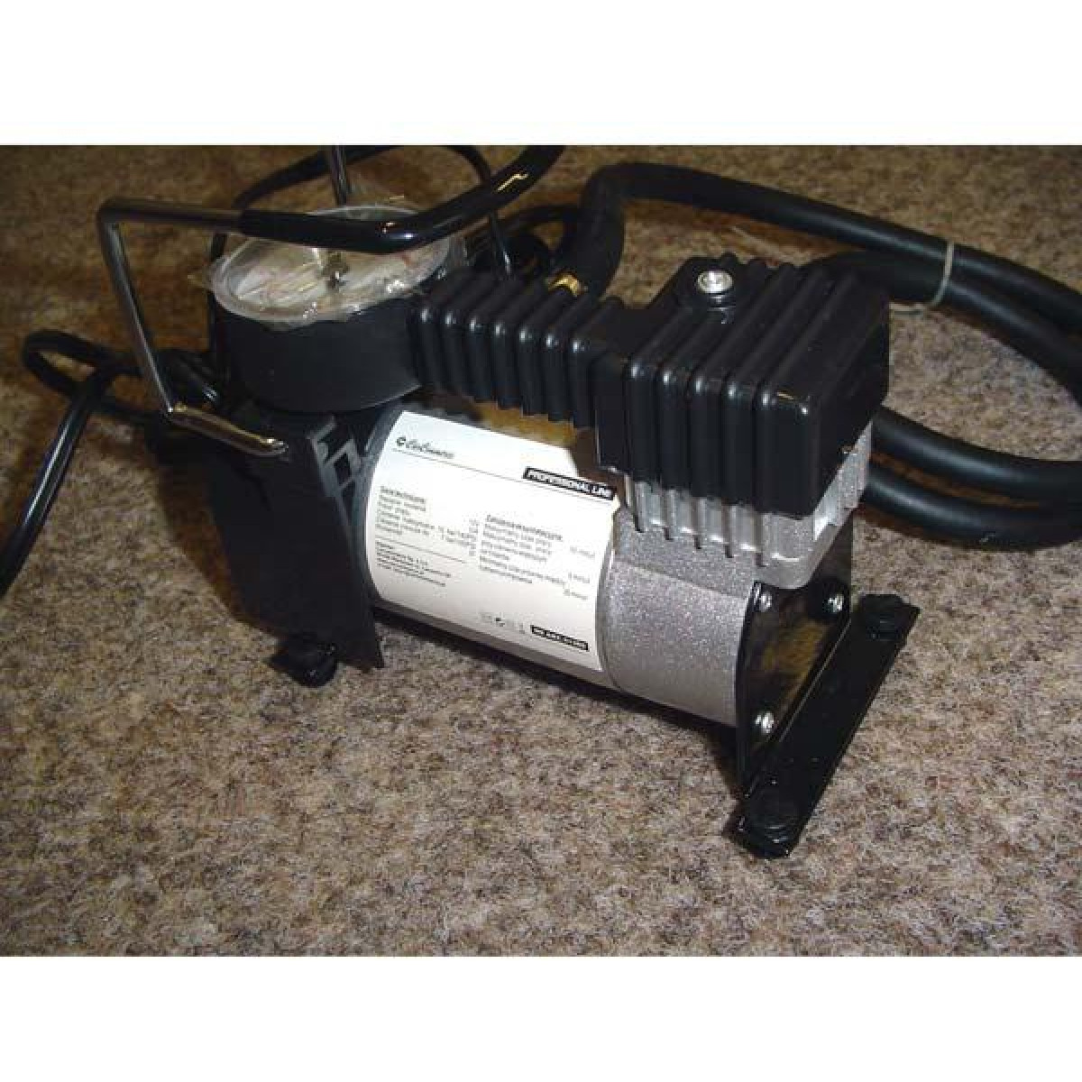 Auto õhukompressor 12V 10 baari 61360 Auto õhukompressor 12V 10 baari 61360