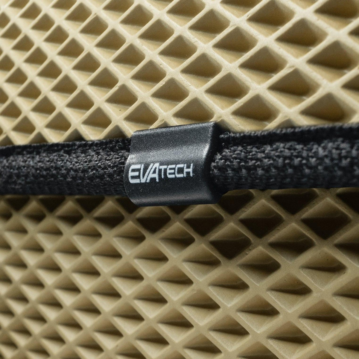 EVAtech pagasiruumi korraldaja PRO M 32x50x30 cm - beež / mustad servad EVAtech pagasiruumi korraldaja PRO M 32x50x30 cm - beež / mustad servad