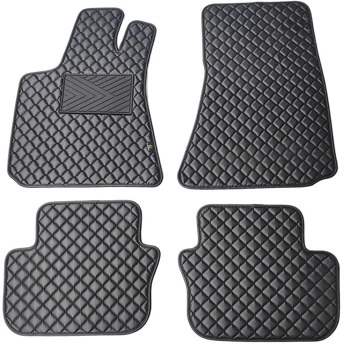 Ekonahast matid QuiltyMats MASERATI GHIBLI 2013-2023a. (Must / mustad õmblused)