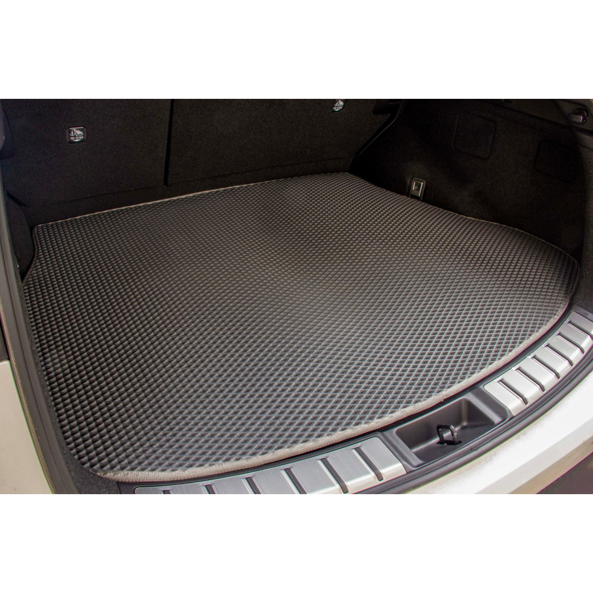 EVA pagasiruumi vaip Ford B-Max 2012-2018a. EVA pagasiruumi vaip Ford B-Max 2012-2018a.