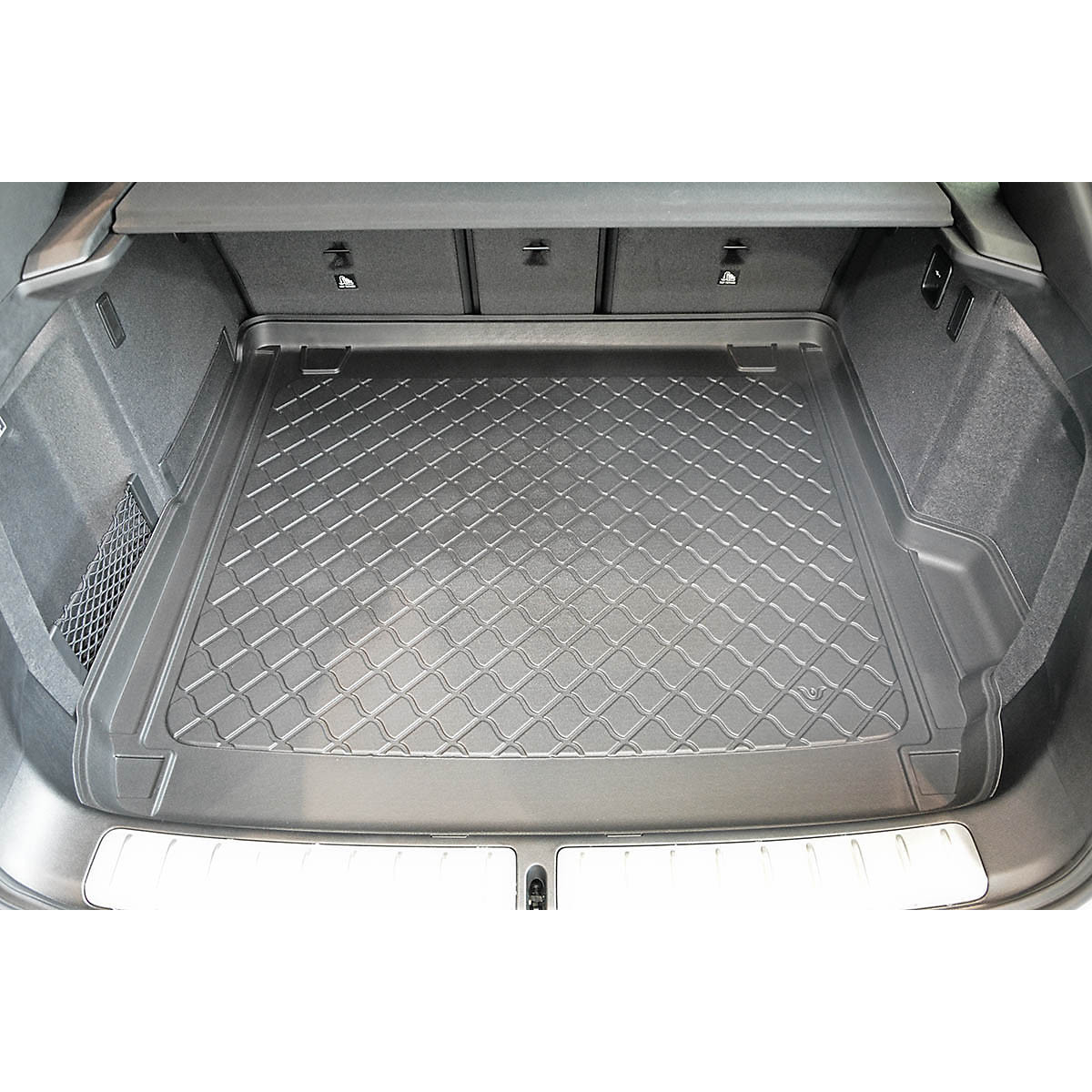 Pagasiruumi vaip BMW X4 (G02) alates 2018a. (for models with and without rails) Pagasiruumi vaip BMW X4 (G02) alates 2018a. (for models with and without rails)