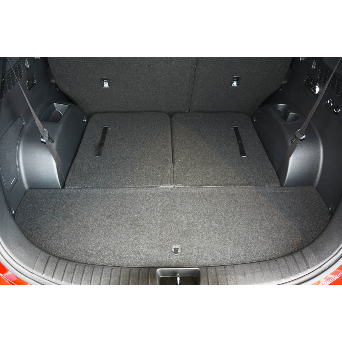 Pagasiruumi vaip Hyundai Santa Fe 2018-2020a. (7 kohaline / 3rd row lowered) Pagasiruumi vaip Hyundai Santa Fe 2018-2020a. (7 kohaline / 3rd row lowered)