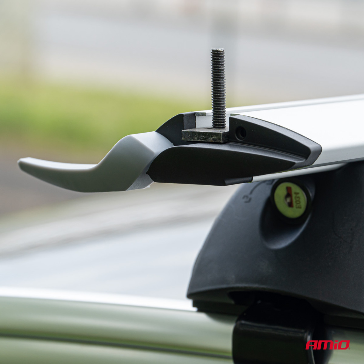 Katusereelingud, alumiiniumist, integreeritud reelingutele 135 cm CRR-04 AMIO-03152