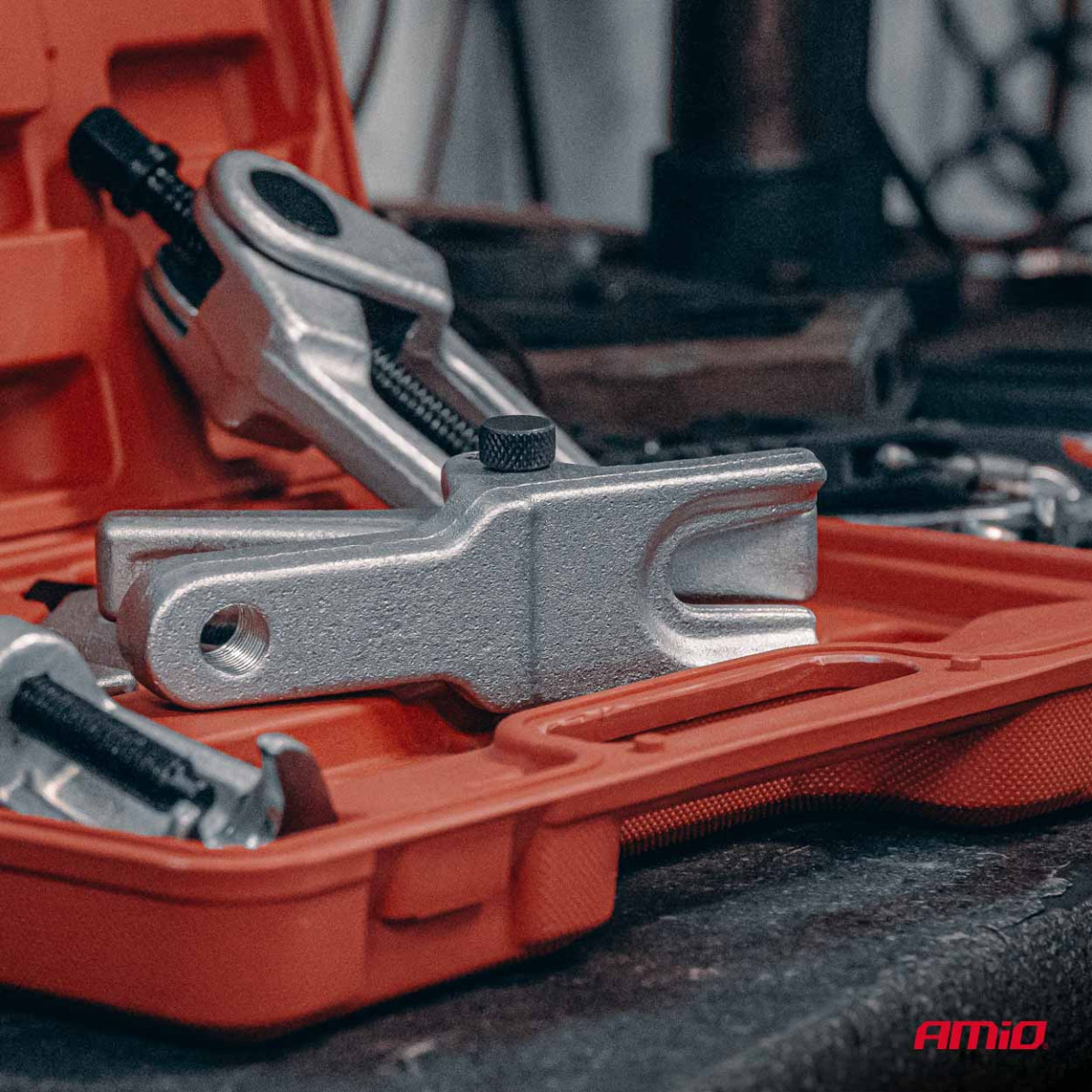 Kuulliigendi ja roolivarda otste eemaldustööriistade komplekt, 5 osa. AMIO-04767