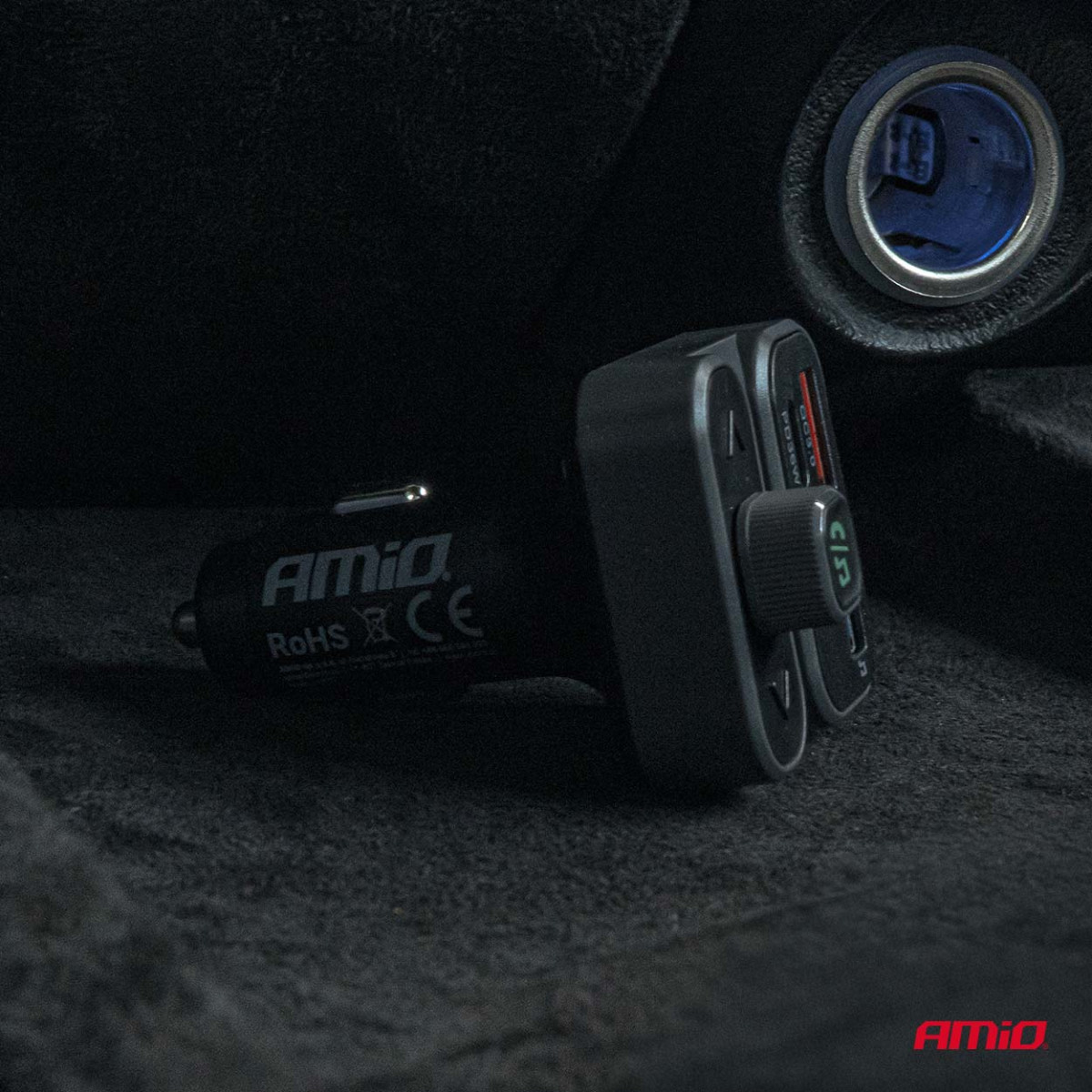 Auto FM-saatja, 2×USB-A 1×USB-C 12V 24V AMIO-04649