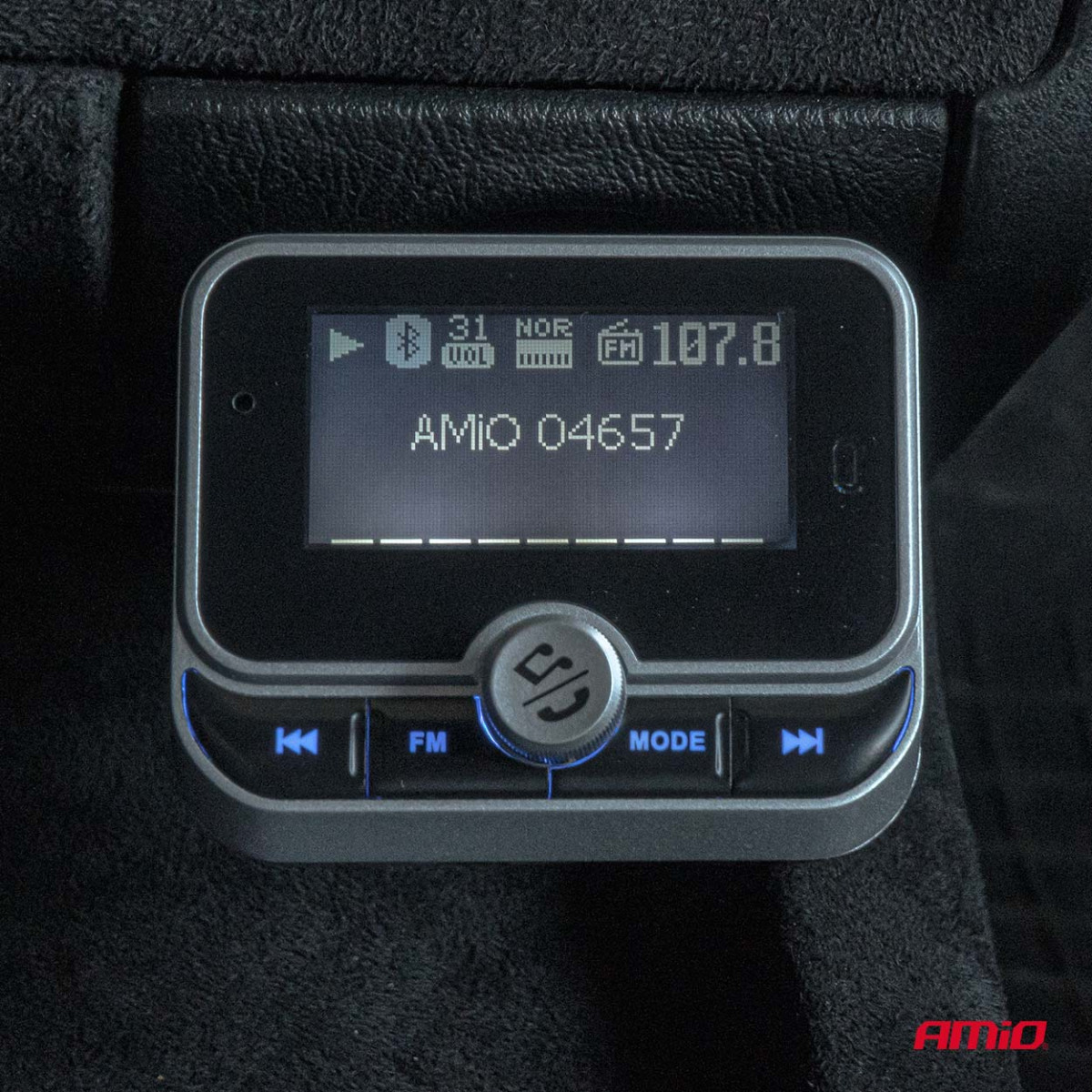 Auto FM-saatja puldiga, 2×USB-A 12V 24V AMIO-04657