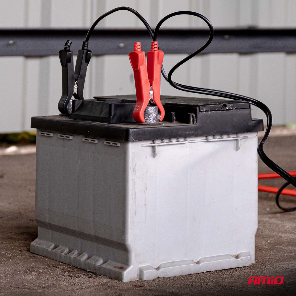 Digitaalne akulaadija AGM/GEL/STD/LiFePO4 10A 12/24V PRO AMIO-04528