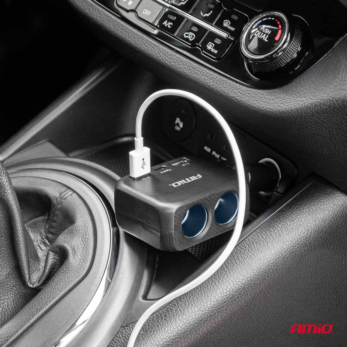 Kahe pesaga sigaretisüütaja pikendusjuhe laadijaga 2×USB-A + USB-C 12/24V 100W 180° AMIO-04357