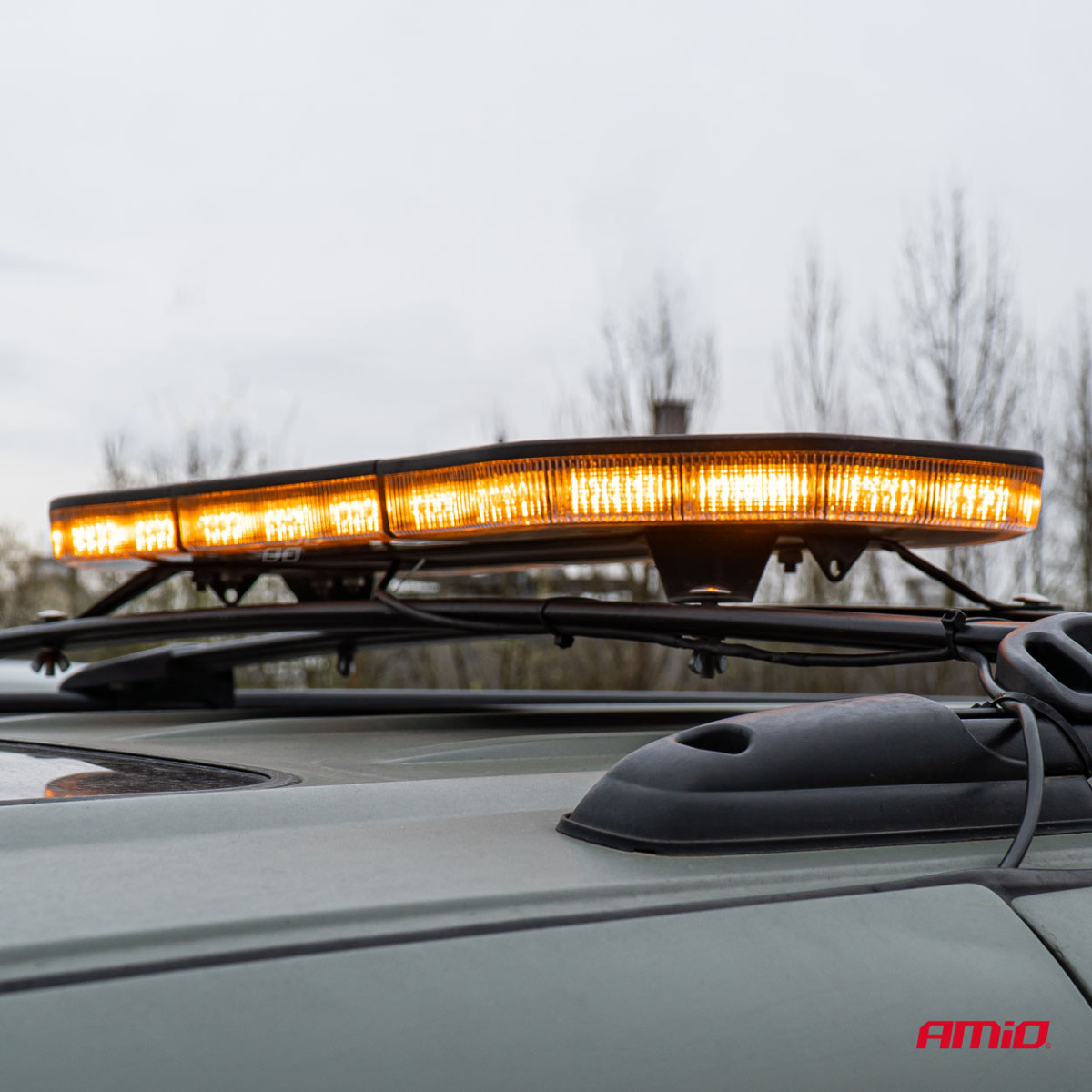LED-hoiatustuli 132 LED-i 965 mm AMIO-03343