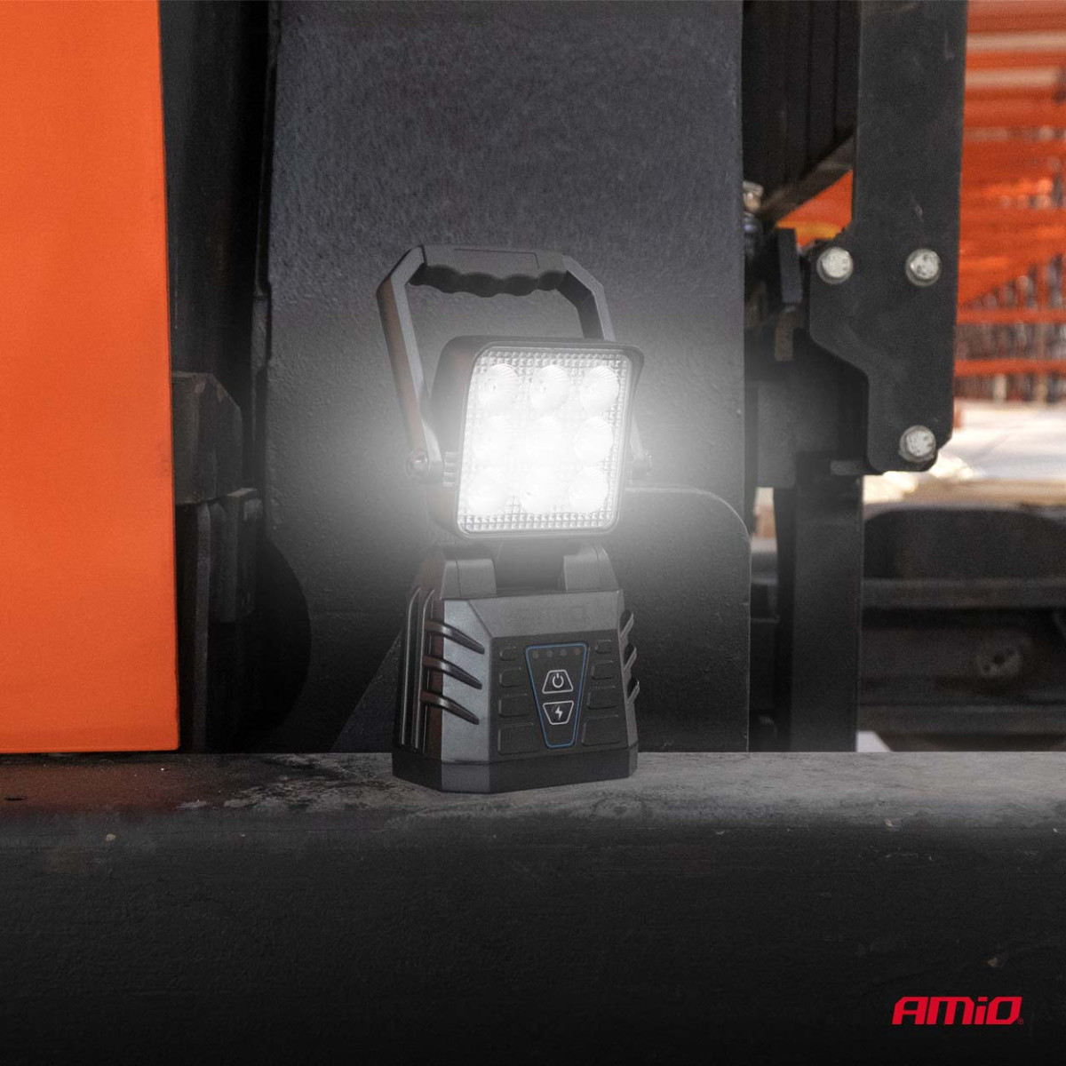 Kaasaskantav LED töö- ja hoiatuslamp 15W (patareiga) AMIO-04865