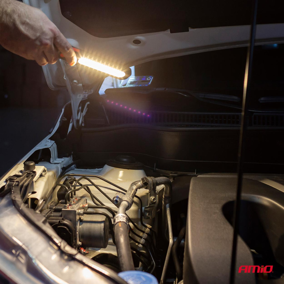 LED-töövalgusti WT08