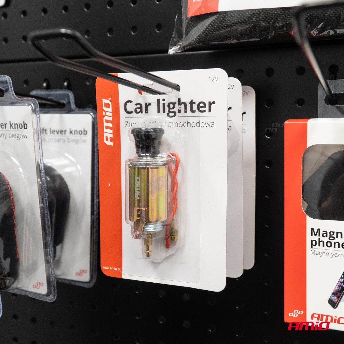 Sigaretisüütaja pesa 12V CLI-04, AMIO-01261