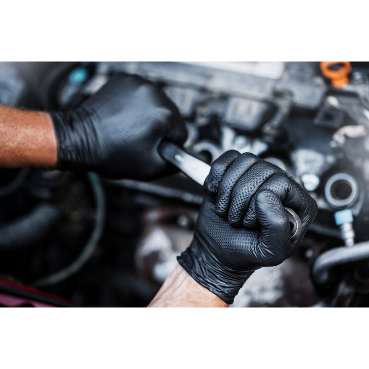 Nitriilkindad GoGrip mustad, suurus M, 50 tk.