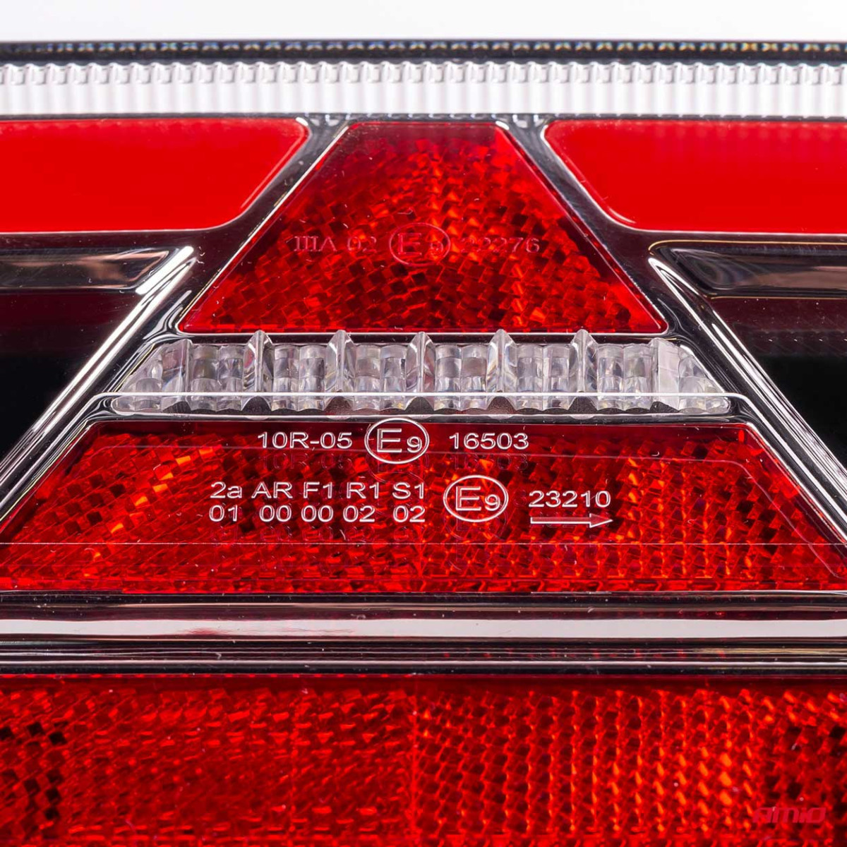LED-tagatulede komplekt AMiO RCL-03-R dünaamiline, parem