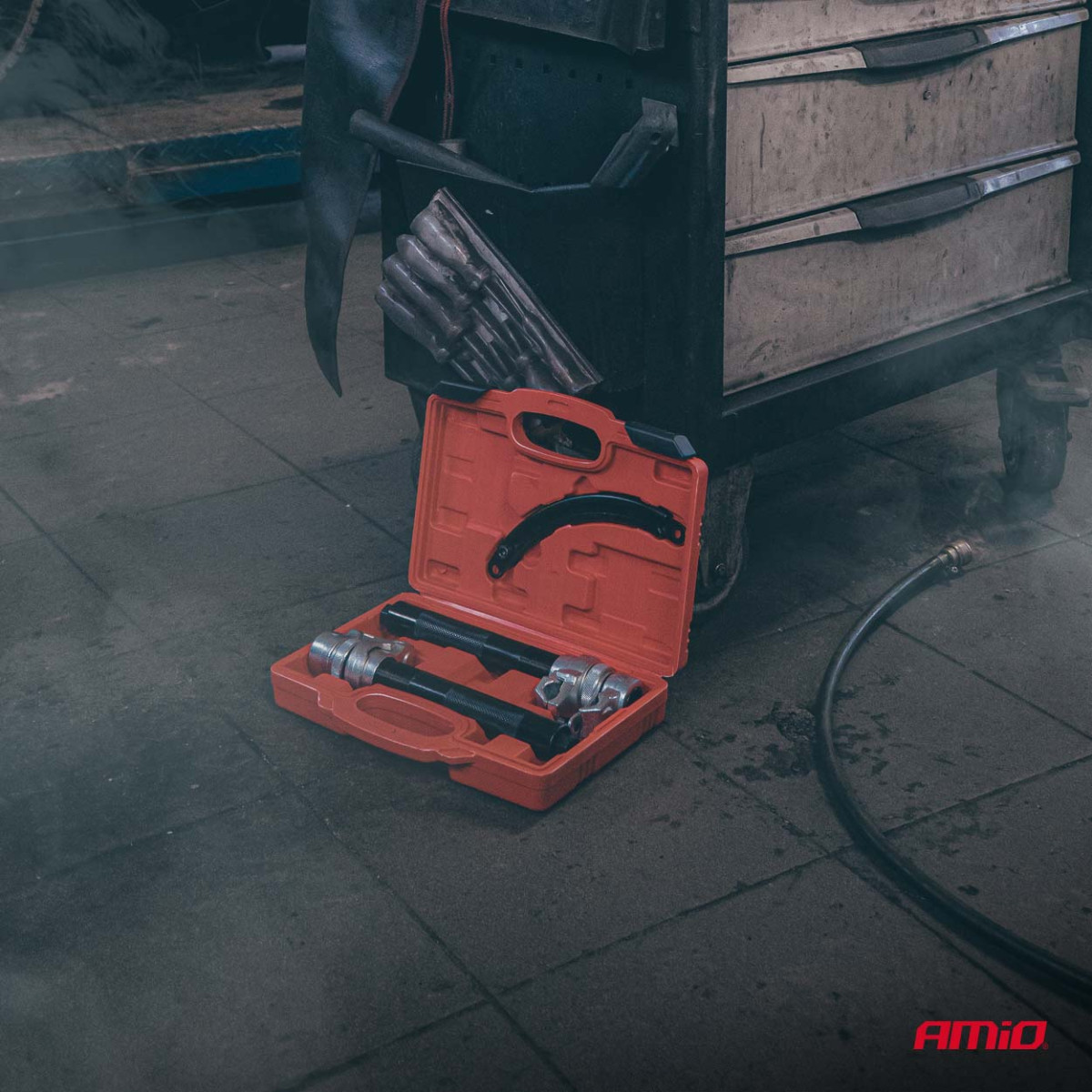 Vedrustuse vedrude kokkusurumiskomplekt koos turvaklambriga AMIO-04763