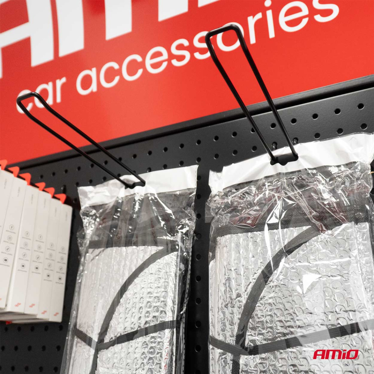 Esiklaasi kaitse 130x60 cm, hõbedane, PE mull AMIO-01531