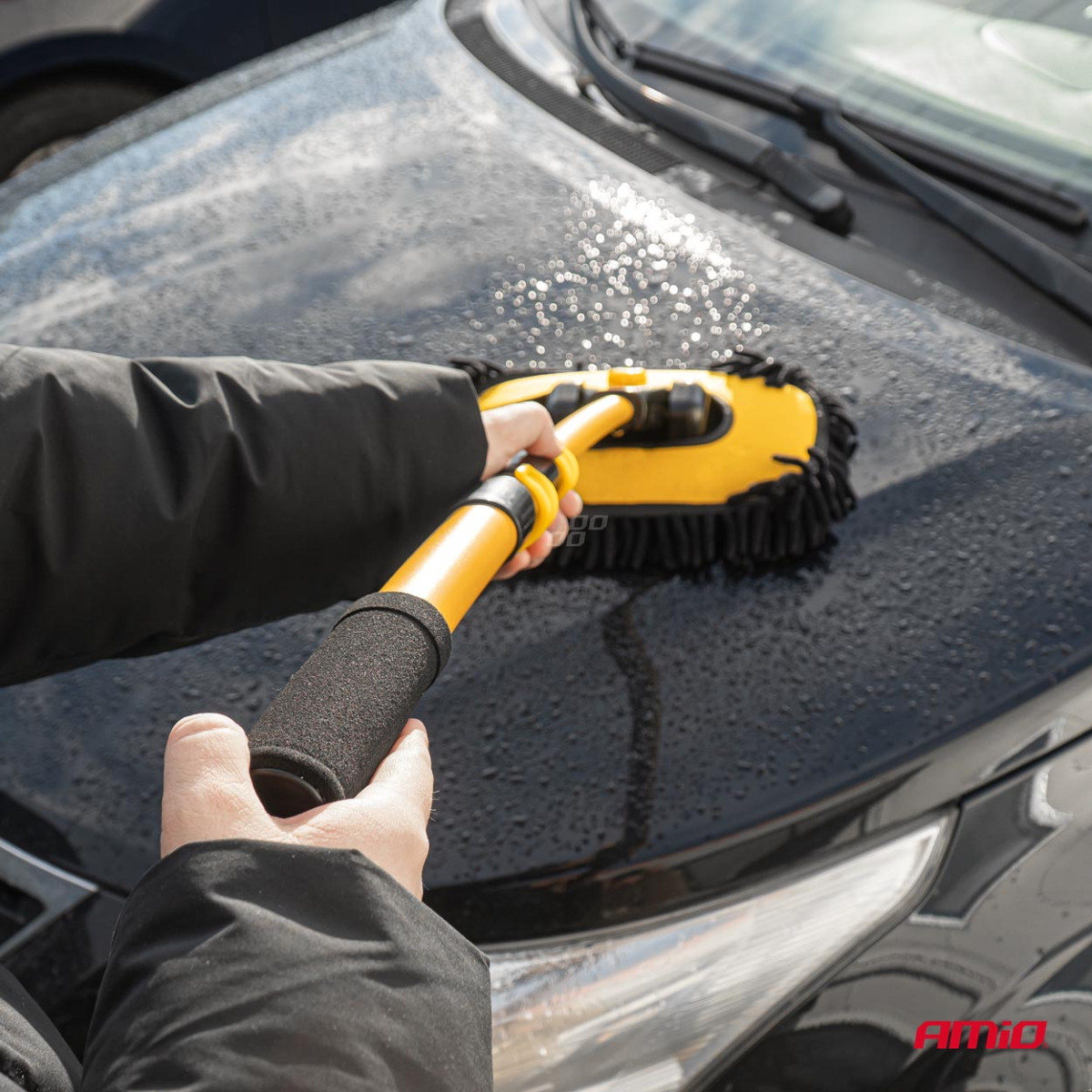 Teleskoopiline autopesuhari