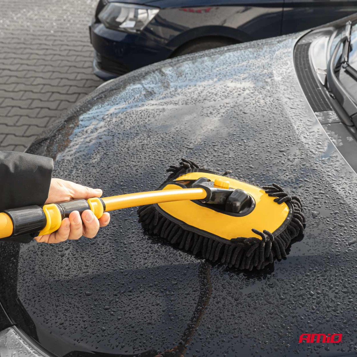 Teleskoopiline autopesuhari